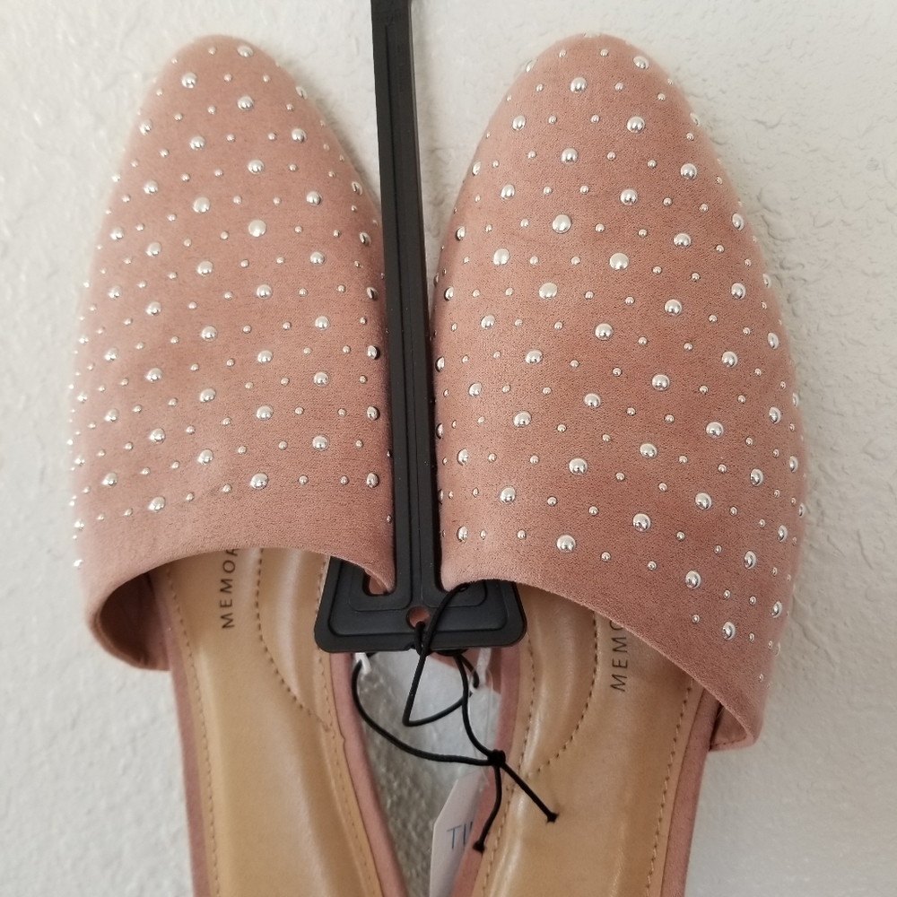 *LAST PAIR* Slip on flats with silver dot detail - Picture 6 of 7